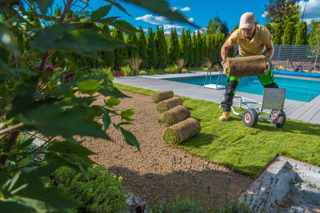 How much do Landscapers Make