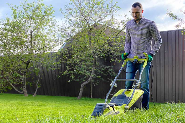 How To Get Your Lawn Care Insurance