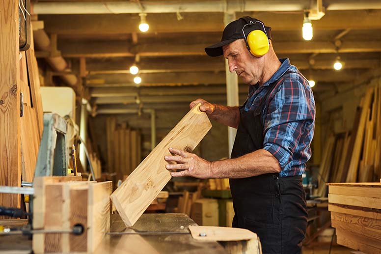 How to start a Carpentry Business