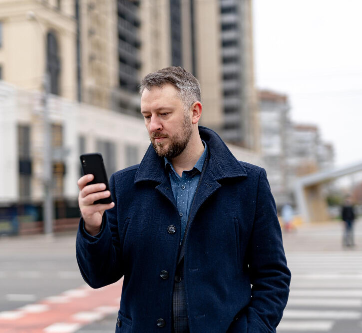 man using invoice fly, the vat calculator