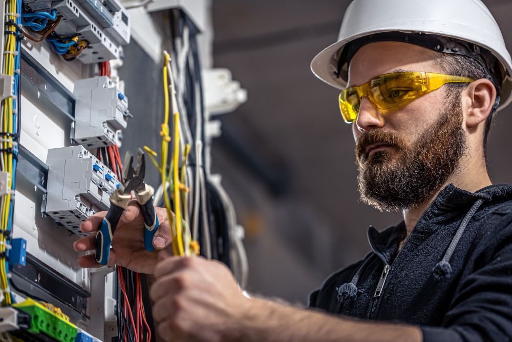electrician blue collar job