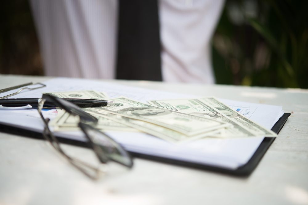 Net salary in cash