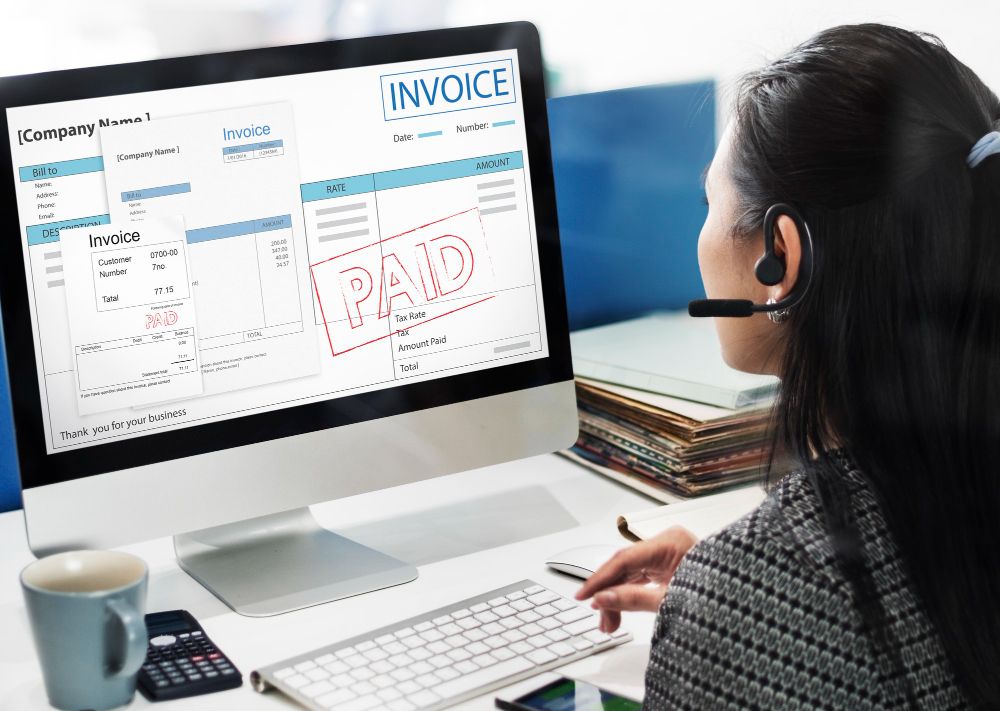 ap clerk using ocr invoice capture in processing solution