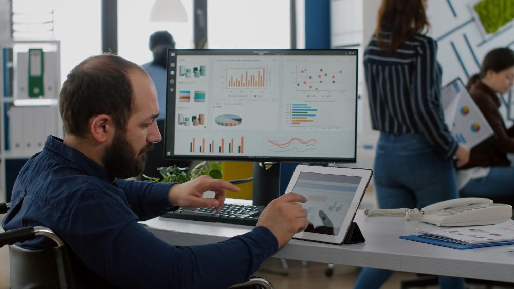 seo contractor reviewing website analytics and local search rankings for home service company