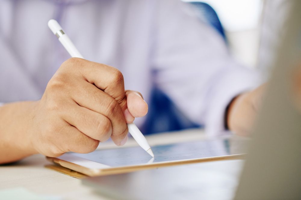 customer approving a digital quotation